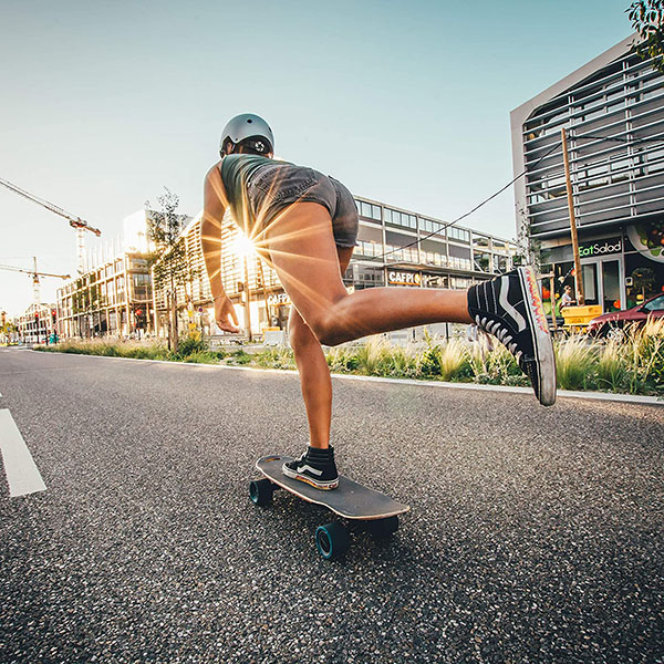 Skateboard électrique ou hoverboard : Que choisir ?